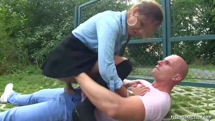 [Tainster] - Big Tits Bella Gets Pissed On - Fetish Fun - Bella Anne