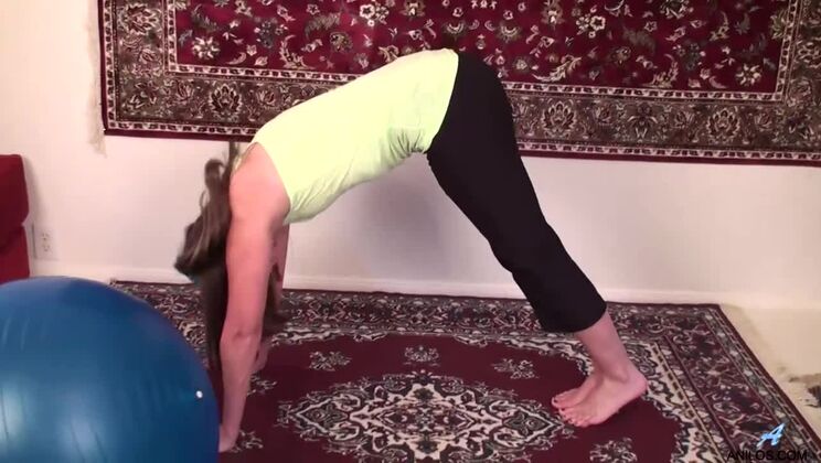 Solo Time for Brunette MILF Tiffany Owens