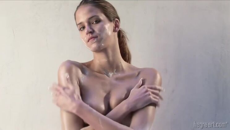 [Hegre] - Silvie Frozen Hot Skinny Solo Play - Silvie
