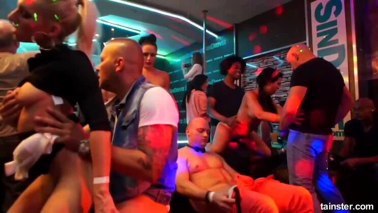 [Tainster] - Tiffany Doll, Victoria Puppy Join Kate Gold, Amirah Adara & Mia Blond