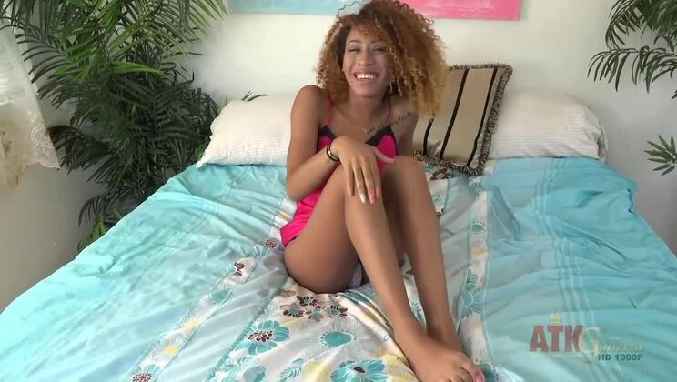 Solo Model Kendall Woods