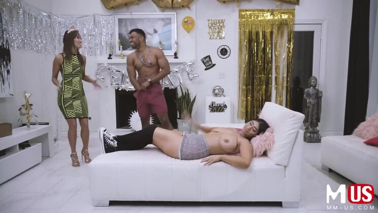 [ModelMediaUS] - Violet Myers Big Tits Interracial Casting Is Unbelievable - Violet Myers