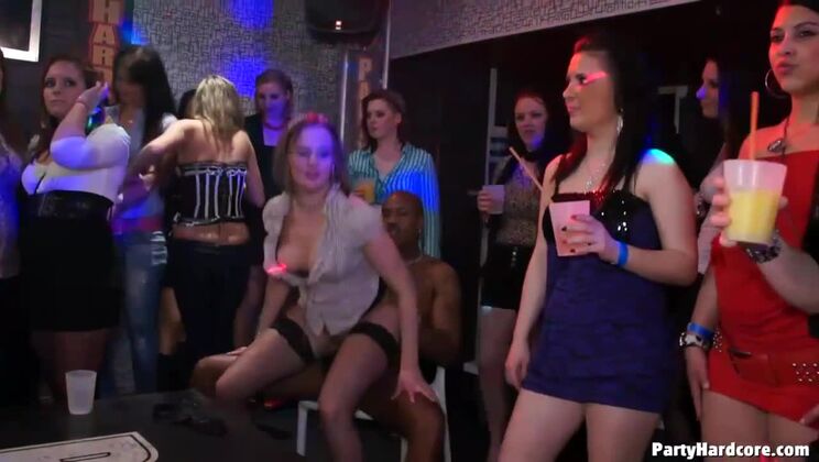 [Tainster] - Swinger Party with CFNM Girls - Cam 2