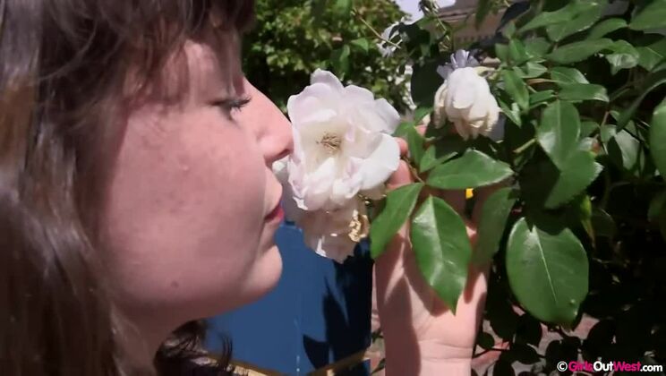 Sheryl’s rose adventure – brunette desire