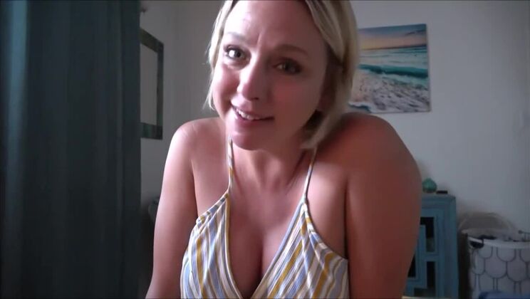 [MomComesFirst] - Mom's Hot Friend - Brianna Beach