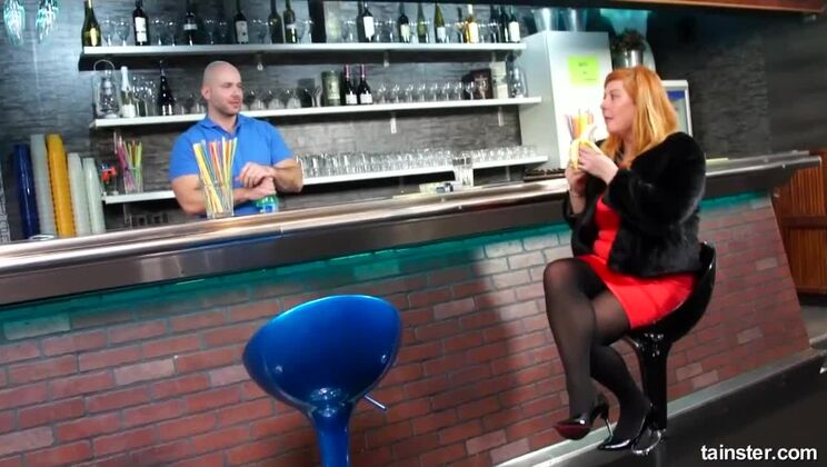 Milf Gets Jizz and Urine Cocktail from Bartender!