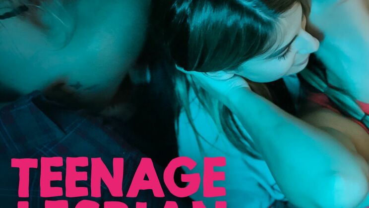 Teenage Lesbians: Fingering and Licking