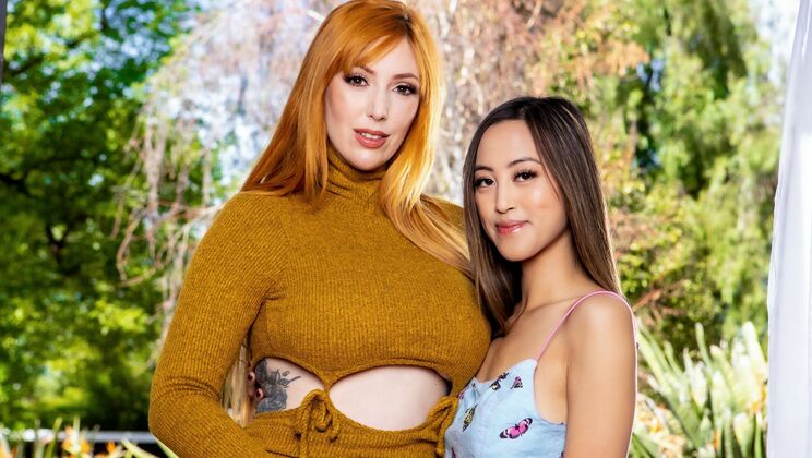 [Girlsway] - Lonely College Girl Seduction - Lauren Phillips - Alexia Anders