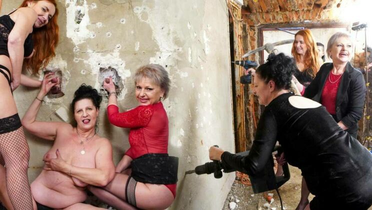 [GroupMams] - High Heeled Mature Ladies Play - Bianca M - Lucca F - Anna K