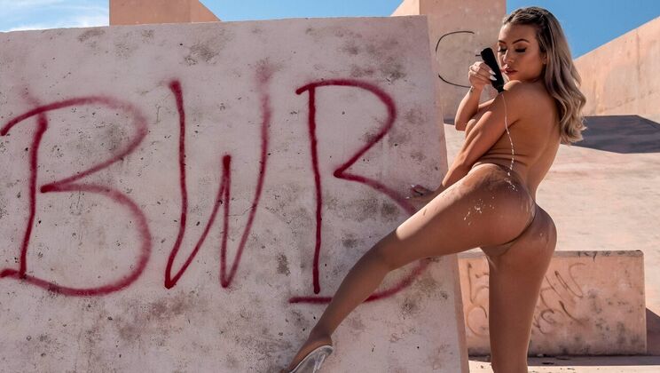 Latina Gets Reverse Cowgirl