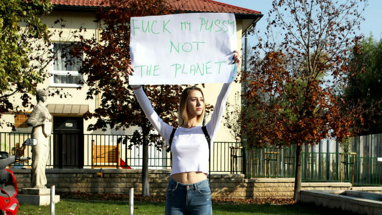 [ClubSweethearts] - Skinny Pussy Action, Planet Exempt!