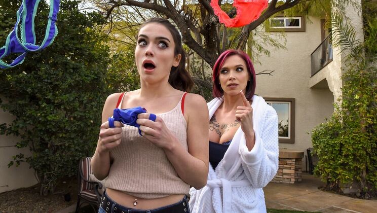 Lesbian Spanking with Feet and Fetish