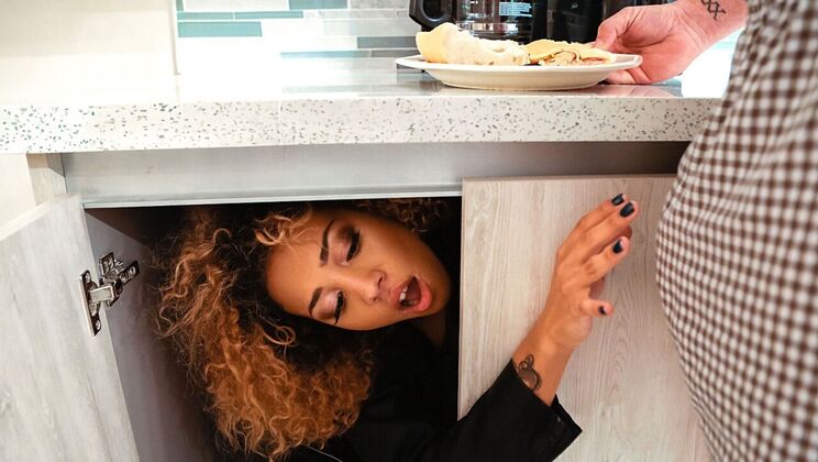 Bathroom Fuck with a Tattooed Girl