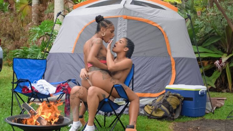 [RKPrime] - Pussy Licking by the Fire with Sarai and Maya - Sarai Minx - Maya Farrell