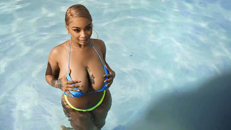 [RKPrime] - Wet and Wild Sex in a Bikini - jmac - Advoree