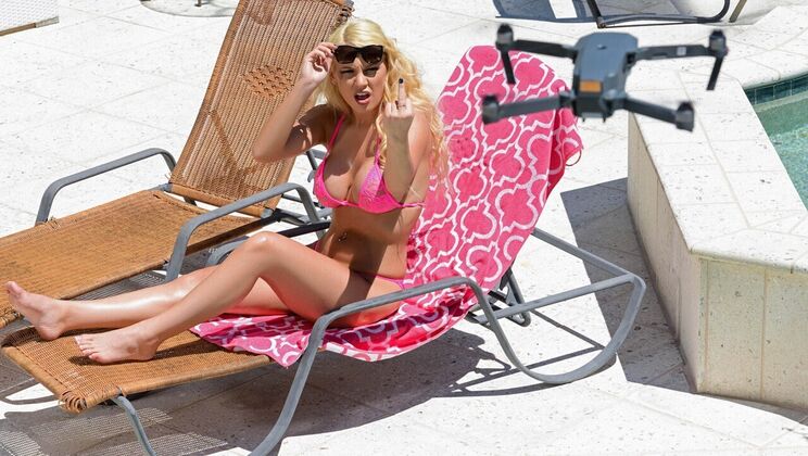 [RKPrime] - Kenzie Taylor - Athletic MILF Gets Spanked & Fucked Outside - Kenzie Taylor - Seth Gamble