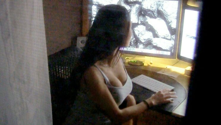 Vanessa Decker Rides Boyfriend Reverse