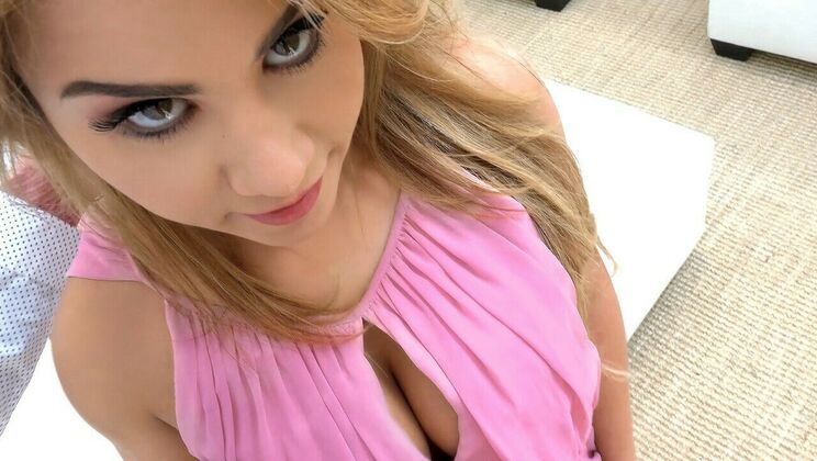  Homecoming with Latina Lover