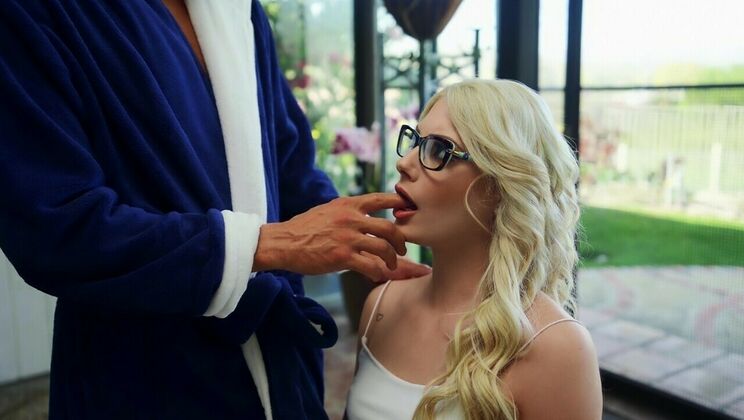 [IKnowThatGirl] - Cumshot Facial in POV Interview Style