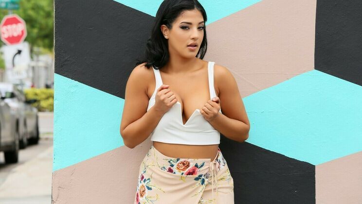 [PublicPickups] - Public Encounter with Oliver Flynn - Oliver Flynn - Kosame Dash