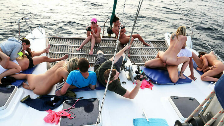 [SummerSinners] - Hardcore Boat Trip with 5 Girls