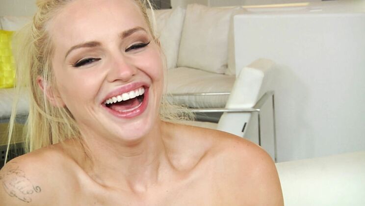 [HardX] - BTS Hot Blonde Bodies - Staci Carr