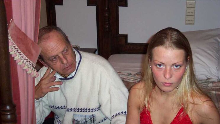 [Oldje] - Young Zafira Serves Old Dickie - Zafira - Dickie