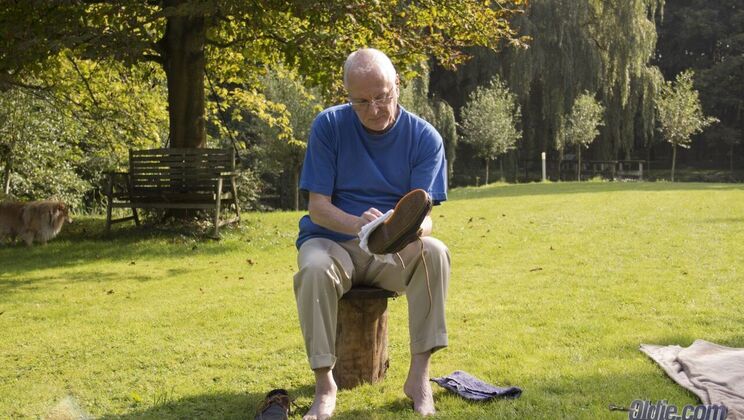 [Oldje] - Shiny Boots and Masturbation with Frank - Alexis Crystal - Frank