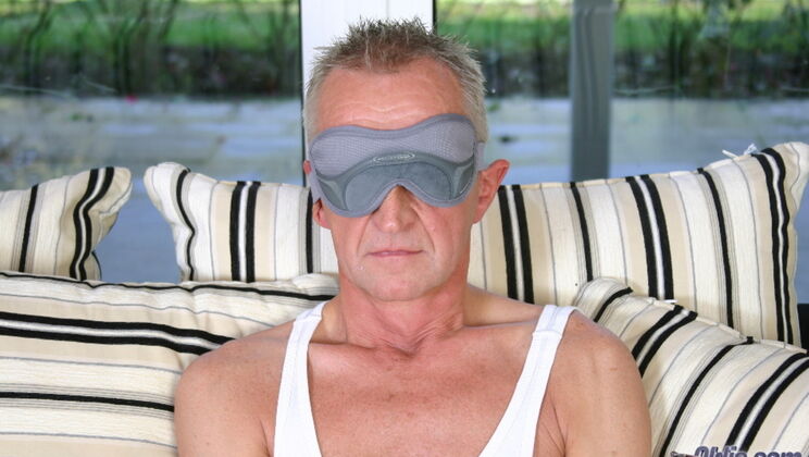 [Oldje] - Blonde, Brunette, and Grandpa's Birthday - Britney - Cindy Dollar - Doug