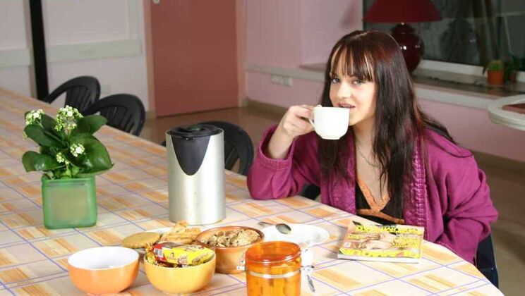 [Oldje] - Kissing with Natural Tits - Hugh - Anishka