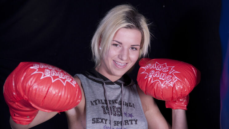 [Oldje] - Blonde, Brawny, and Fucking - Hugh - Gabrielle Hell