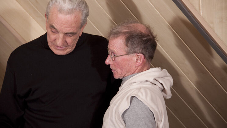 [Oldje] - Tiffany Fox and Her Boyfriends in Kissing and Licking