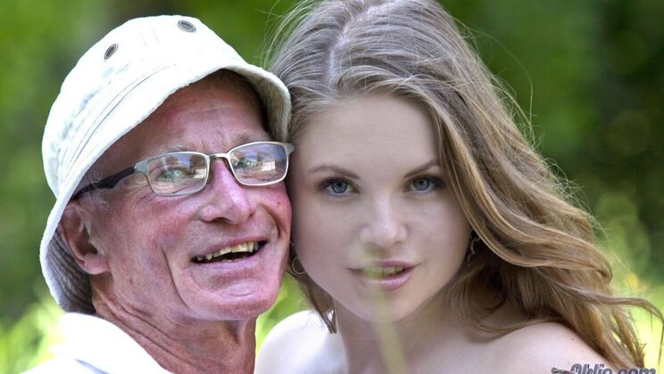 [Oldje] - Blonde Bombshell Alessandra Jane in Bikini Gets Fucked - John - Alessandra Jane