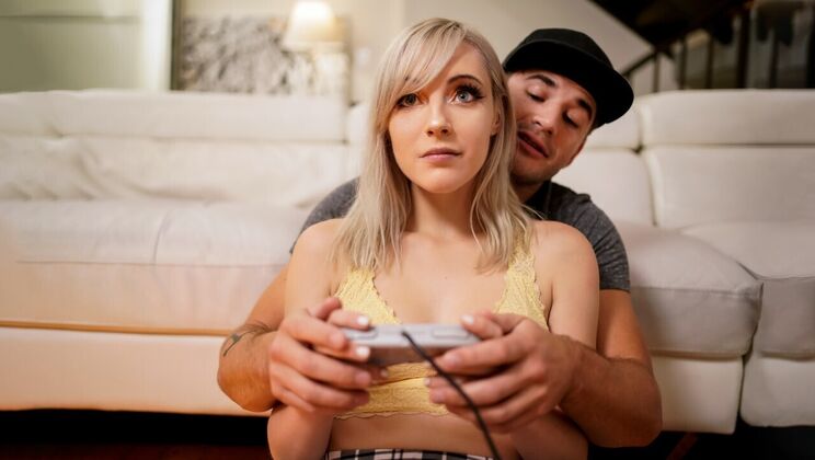 [RealityJunkies] - Blonde and Athletic, Jamie Jett's Sex Scene - Nathan Bronson - Jamie Jett