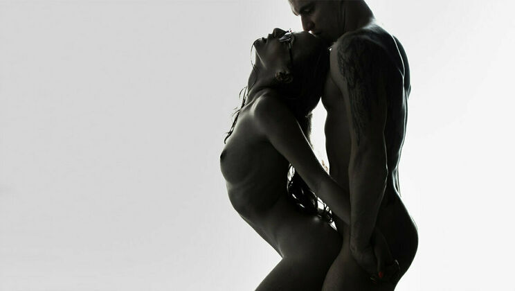 [SexArt] - Maxmilian Dior and Lady Bug's Sexy Kissing - Lady Bug - Maxmilian Dior
