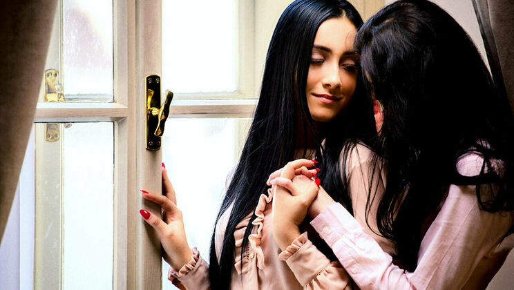 [SexArt] - Beautiful Anna Rose Licks Pussy - Anna Rose - Margot A