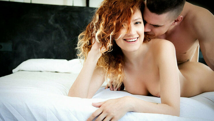 [SexArt] - Shaved Blonde Stasy Rivera Gets Pussy Licked