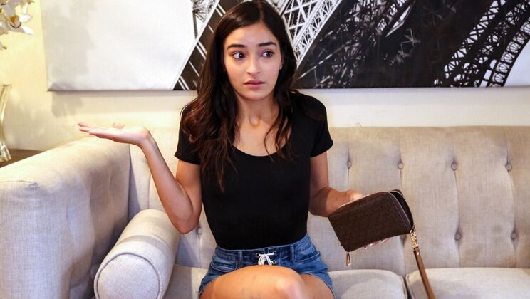 Emily Willis - Shaved Pussy Fucking