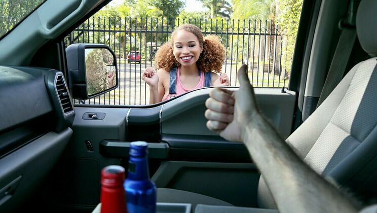 [StrandedTeens] - Natural Tits Babe Enjoys POV Fucking - Brick Danger - Cecilia Lion