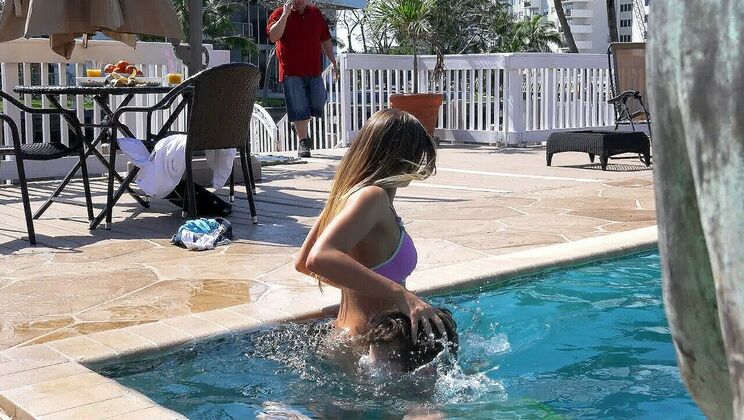 Amateur POV Fucking with Sydney Cole