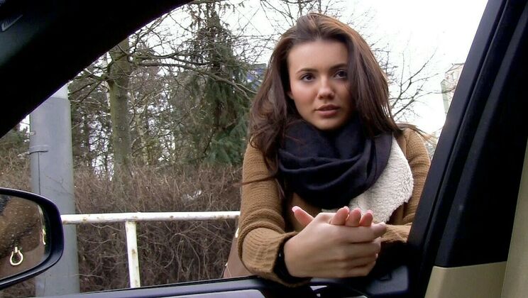 [StrandedTeens] - Stunning Traveler with Big Booty Gets a Ride - Vanessa Decker