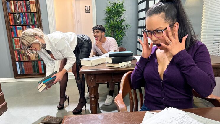 [LilHumpers] - Brunette Librarian Christina Savoy Gets Fucked by Diego Perez