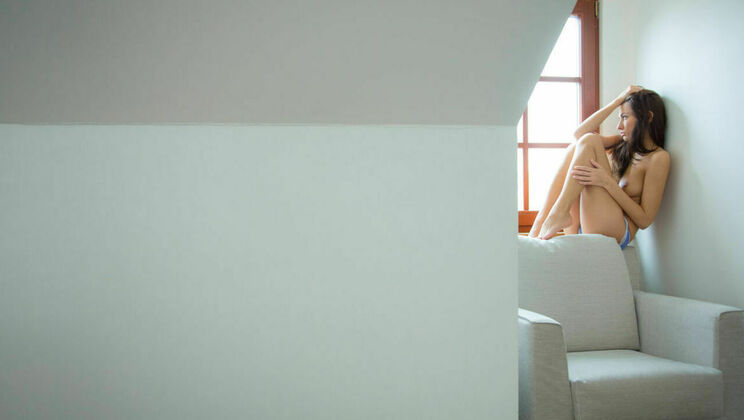 [SexArt] - Michaela Isizzu's Striptease Show - Michaela Isizzu