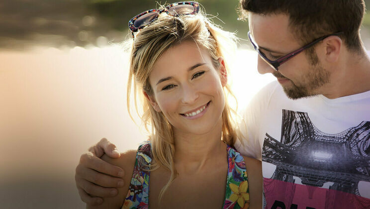 Pussy Licking and Fingering with Lola Reve