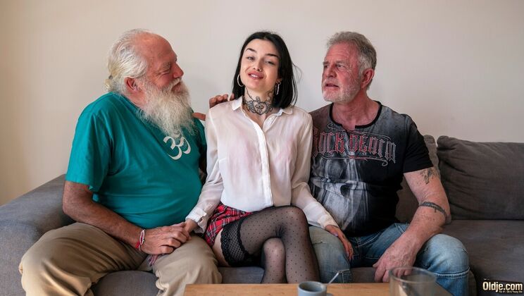 [Oldje] - Tattooed Maid Snow DeVille Takes It All - Bruno - Chel - Snow DeVille