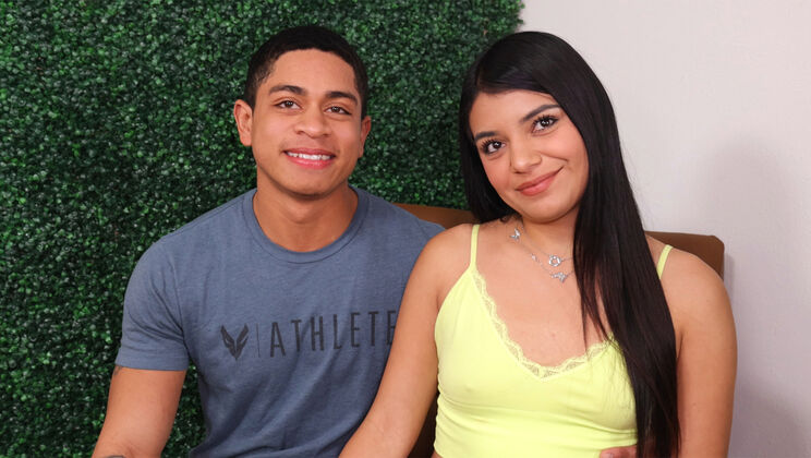 [HotGuysFuck] - Kissing and Interviewing: Leon Foreman and Yulissa Fox's Hot Session - Yulissa Fox - Leon Foreman