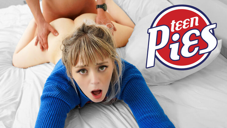 [TeenPies] - Roomies Get Fucked and Spanked - Nicky Rebel - Annie Archer