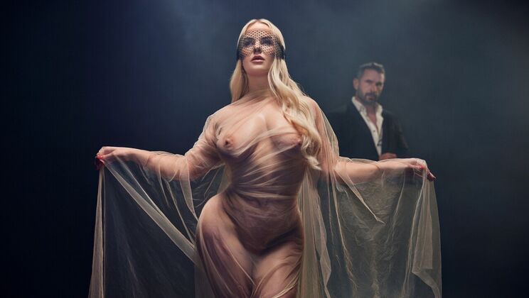 [Deeper] - Manuel Ferrara and Vic Marie in Reverse Cowgirl Action - Manuel Ferrara - Vic Marie