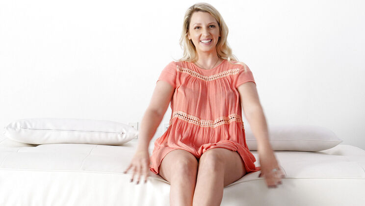 [NetVideoGirls] - Charlotte's Blowjob and Cumshot in Casting - Charlotte