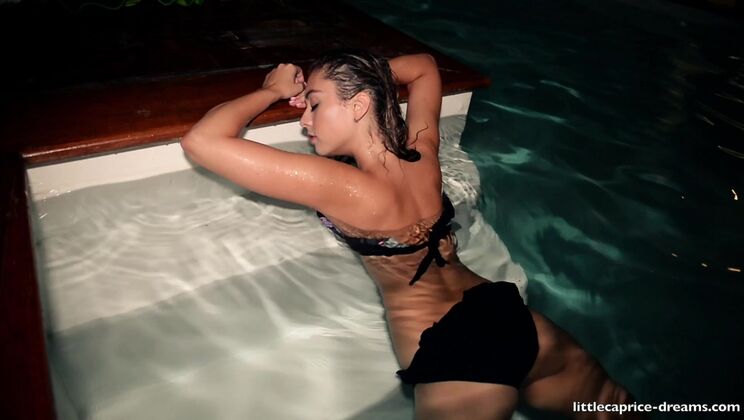 [CapriceDivas] - Masturbation Magic with Sabrisse - Sabrisse